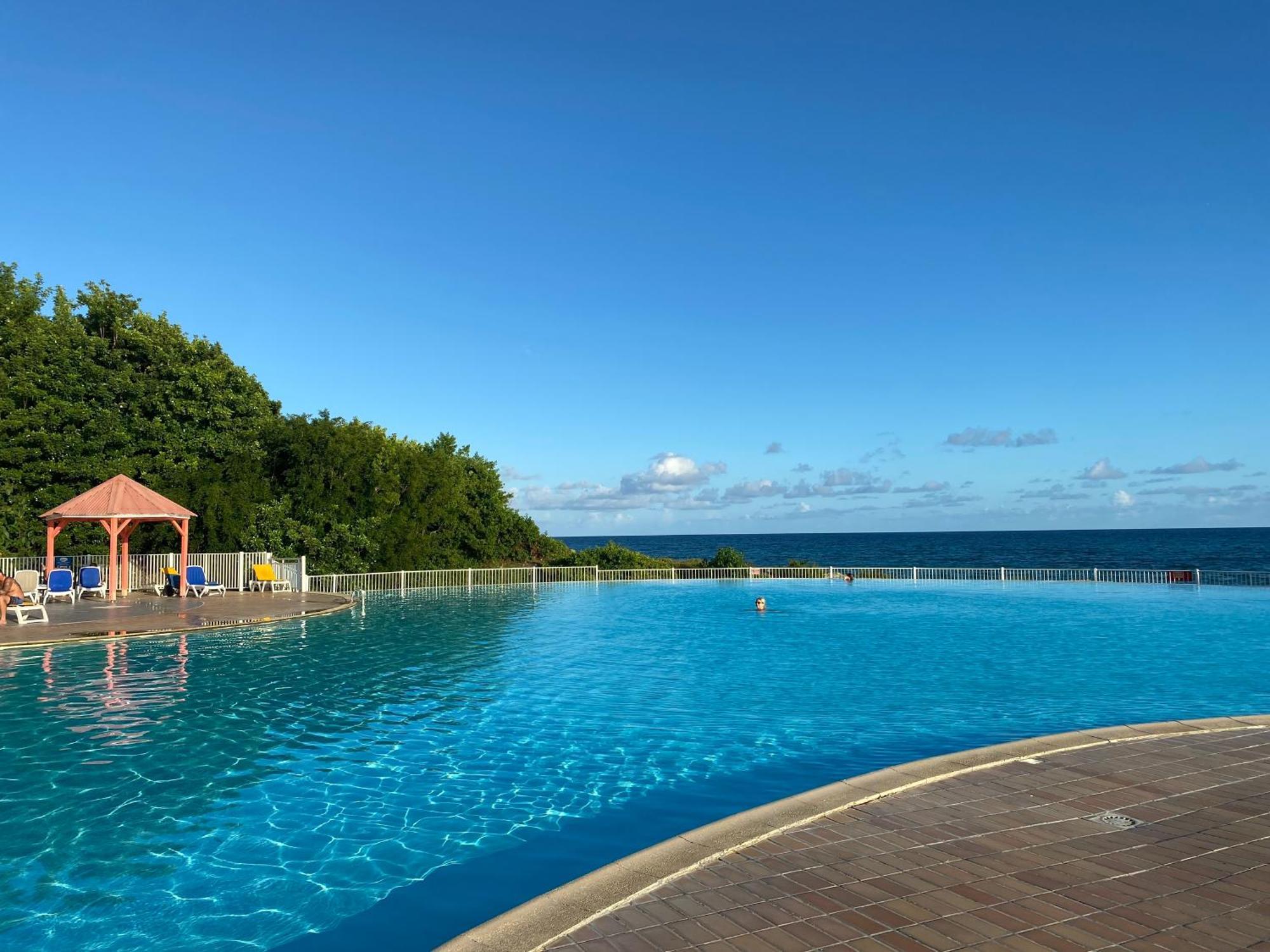 Ti Kaz Emeraude - Mer, Soleil Et Sable Fin, Piscine Et Tennis Сен Франсоа Екстериор снимка